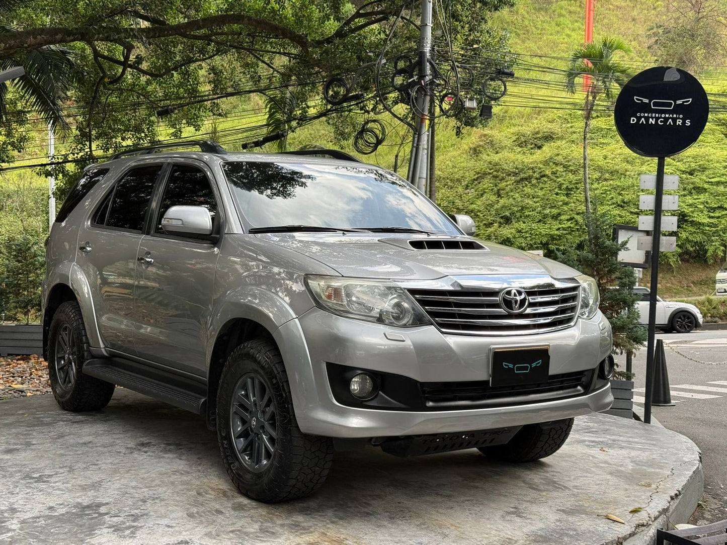 Toyota Fortuner Srv 2015