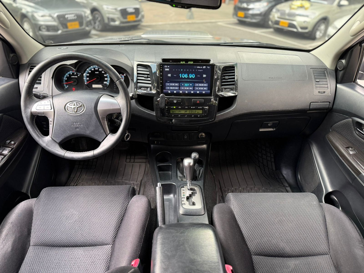 Toyota Fortuner Srv 2015