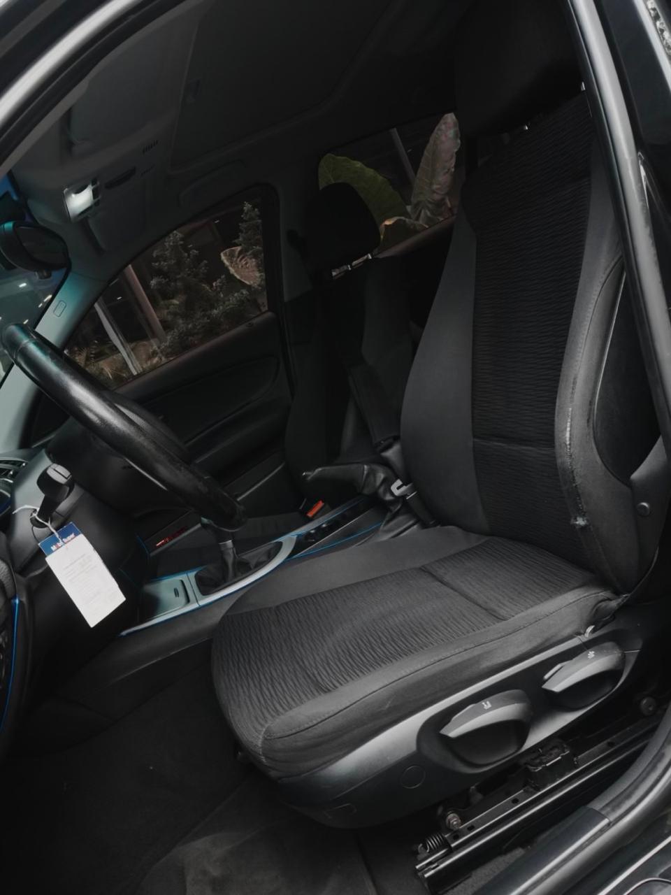 Bmw 210i 2008