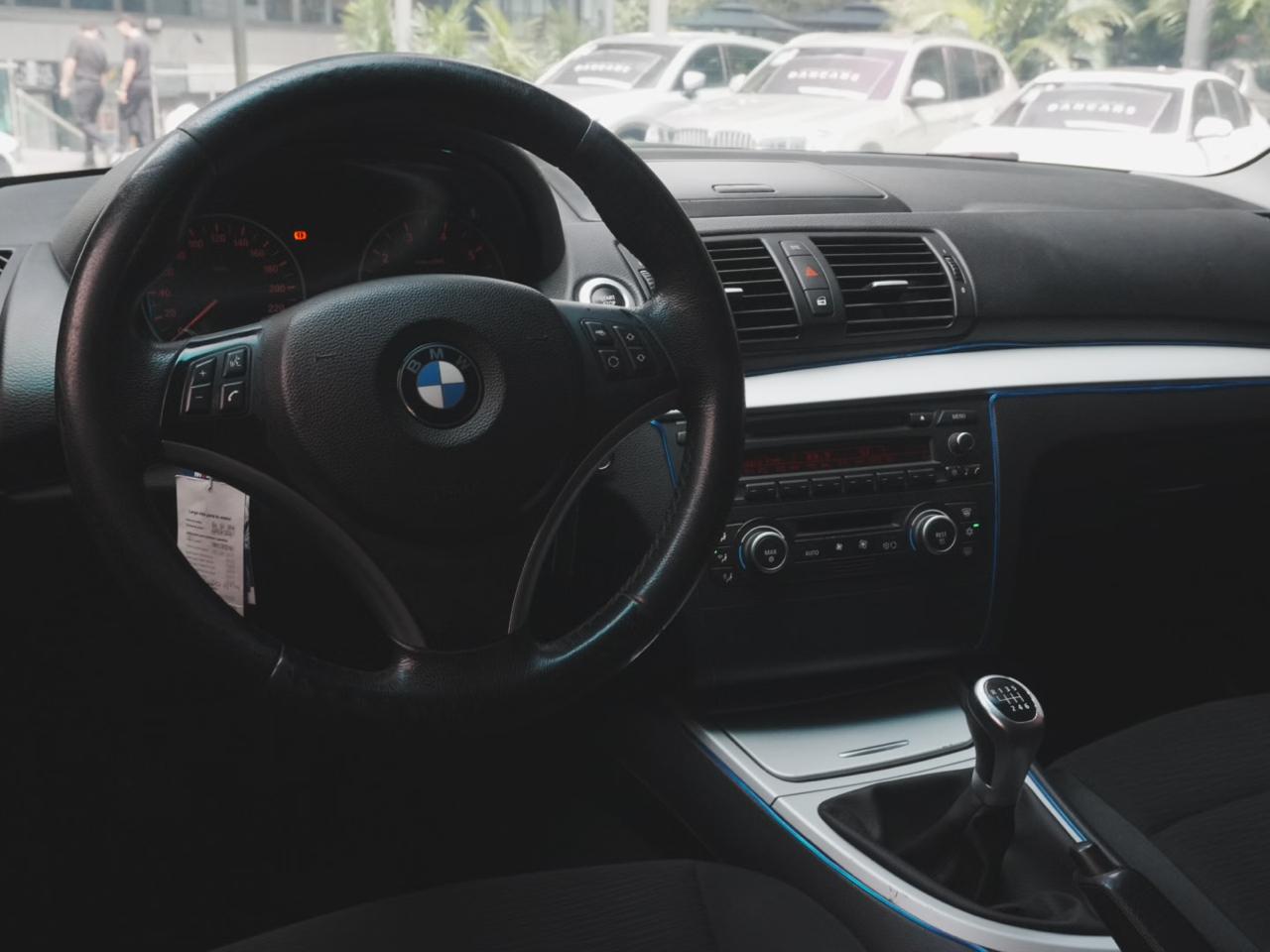 Bmw 210i 2008