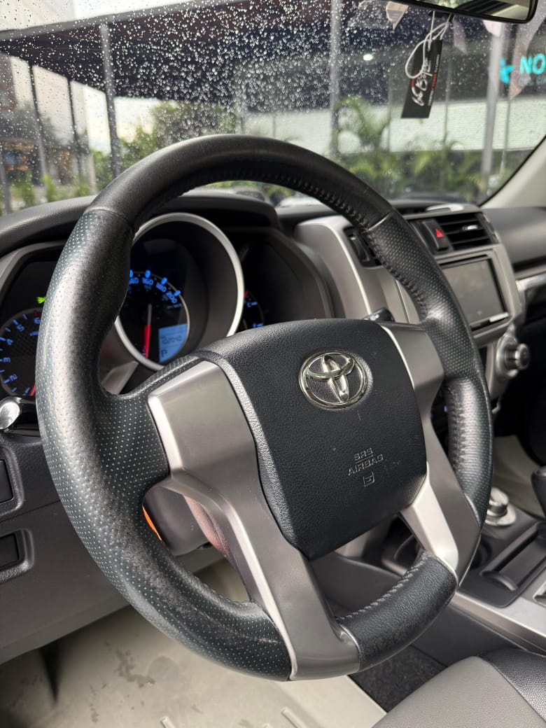 Toyota 4Runner SR5 2019