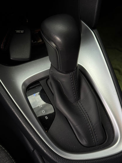 Toyota Yaris Cross Hibrida 2023 Salvamento Sura