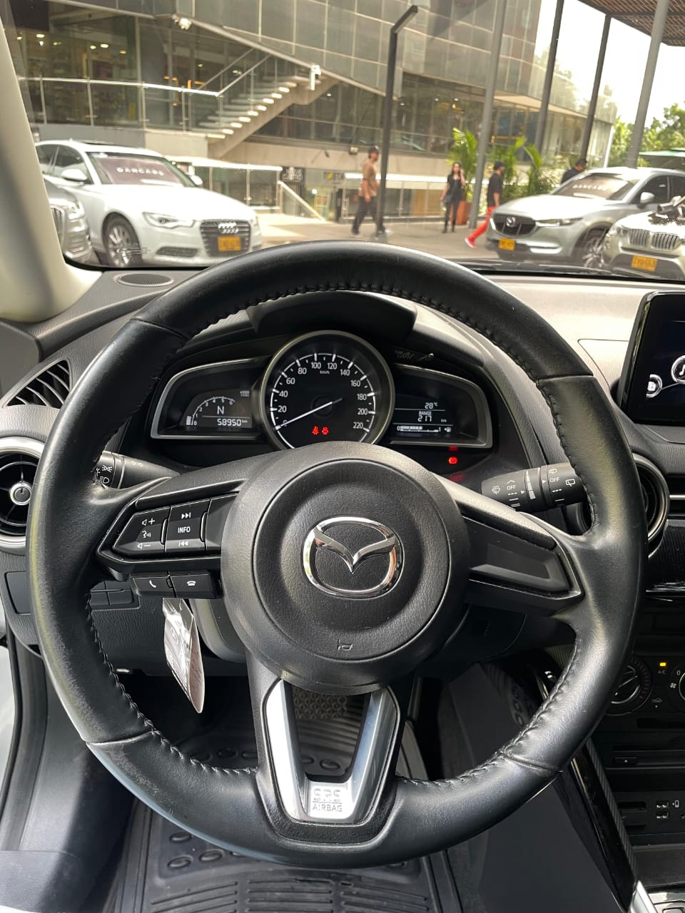 Mazda 2 Touring 2021