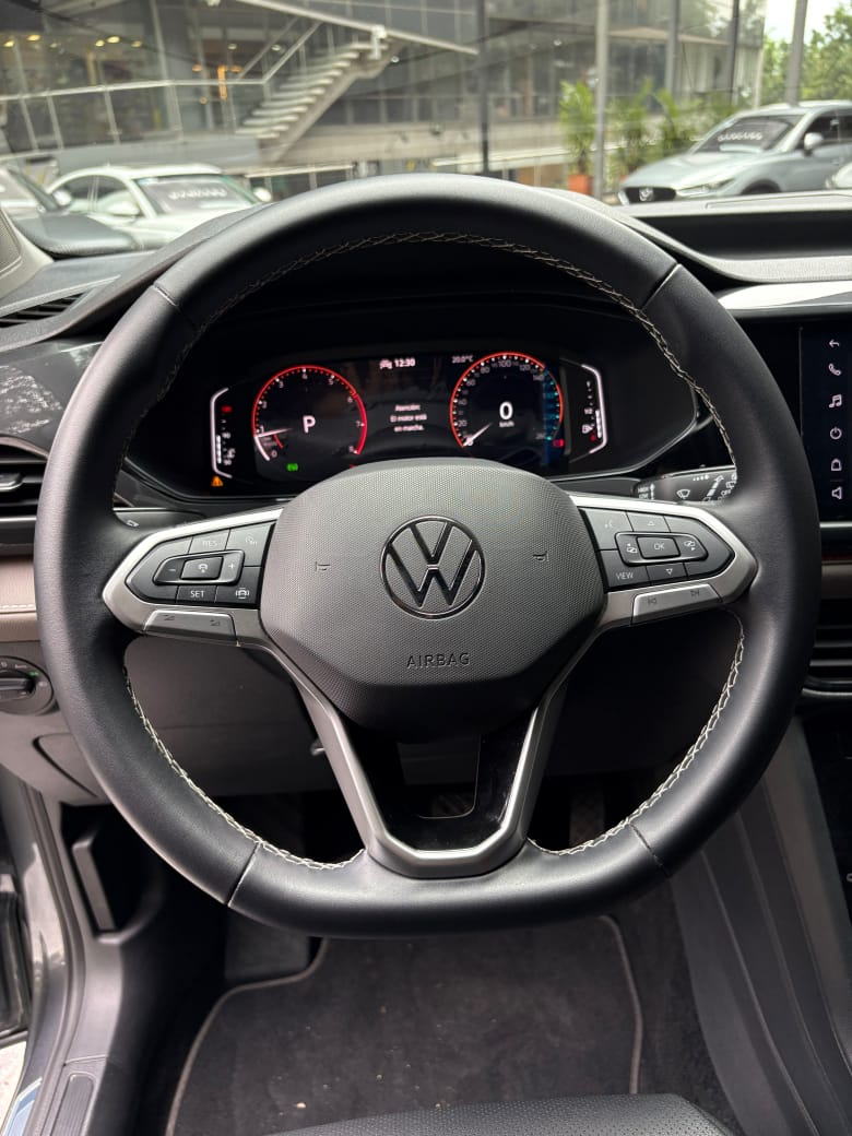 Volkswagen Taos Highline Se 2024
