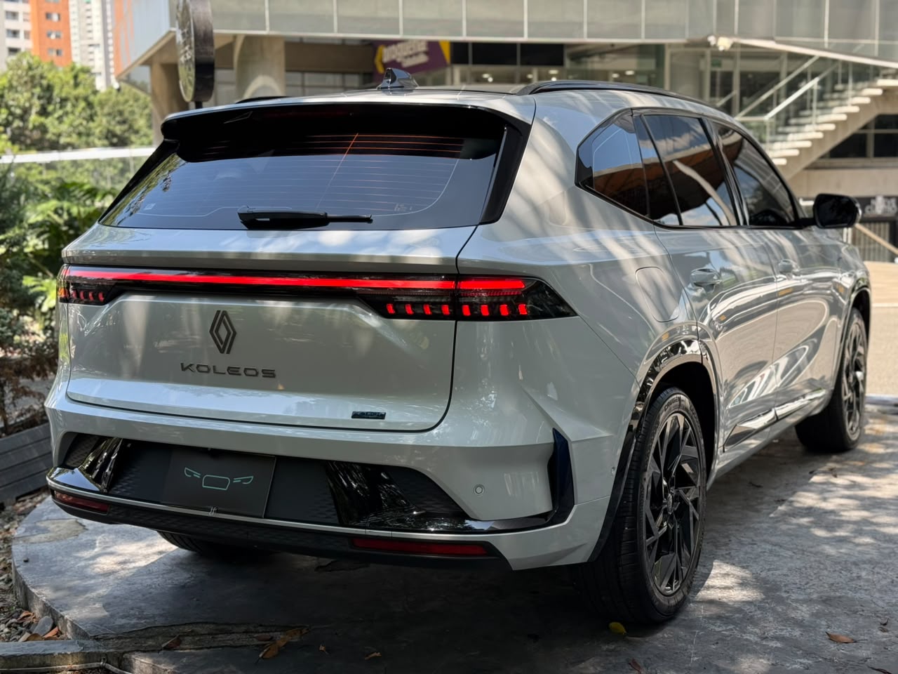 Renault Koleos E- Tech Aphine Hibrida 4x2 2026