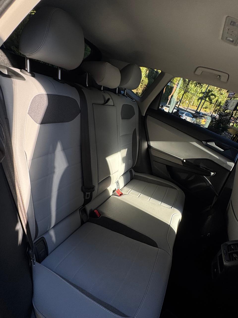 Volkswagen Taos Comfortline 2024