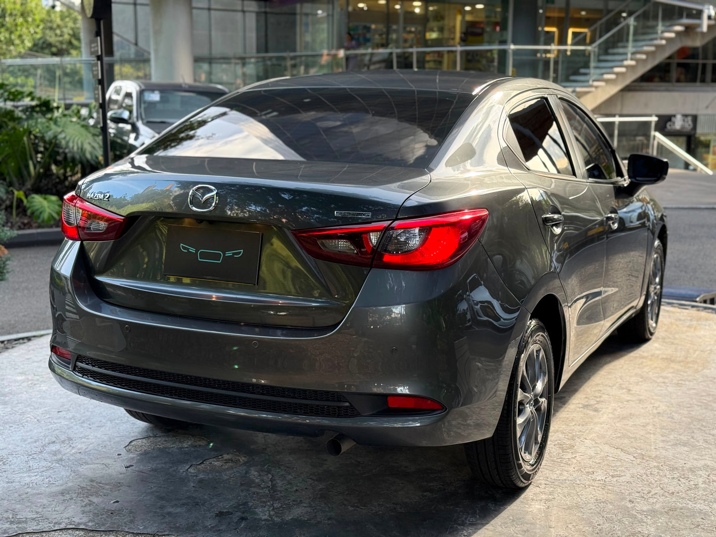 Mazda 2 Touring Sedan 2023