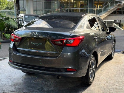 Mazda 2 Touring Sedan 2023