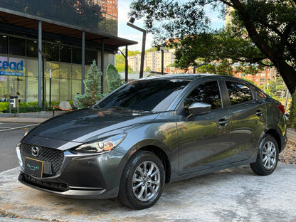 Mazda 2 Touring Sedan 2023