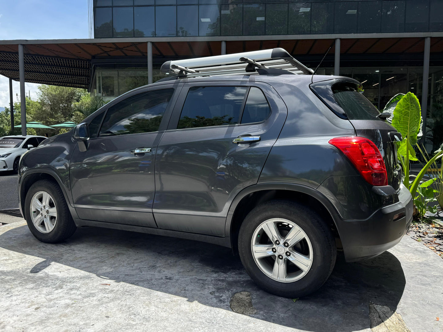 Chevrolet Tracker Ls 2017
