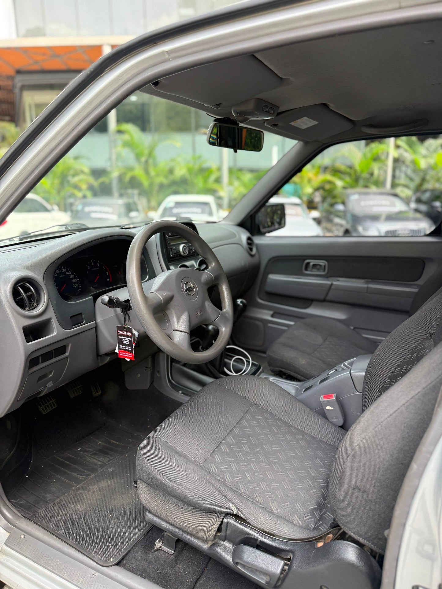Nissan Frontier 4x4 2014