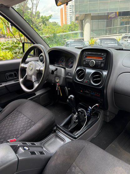 Nissan Frontier 4x4 2014