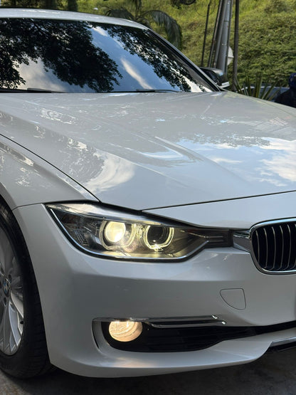 BMW 320i Luxury 2015