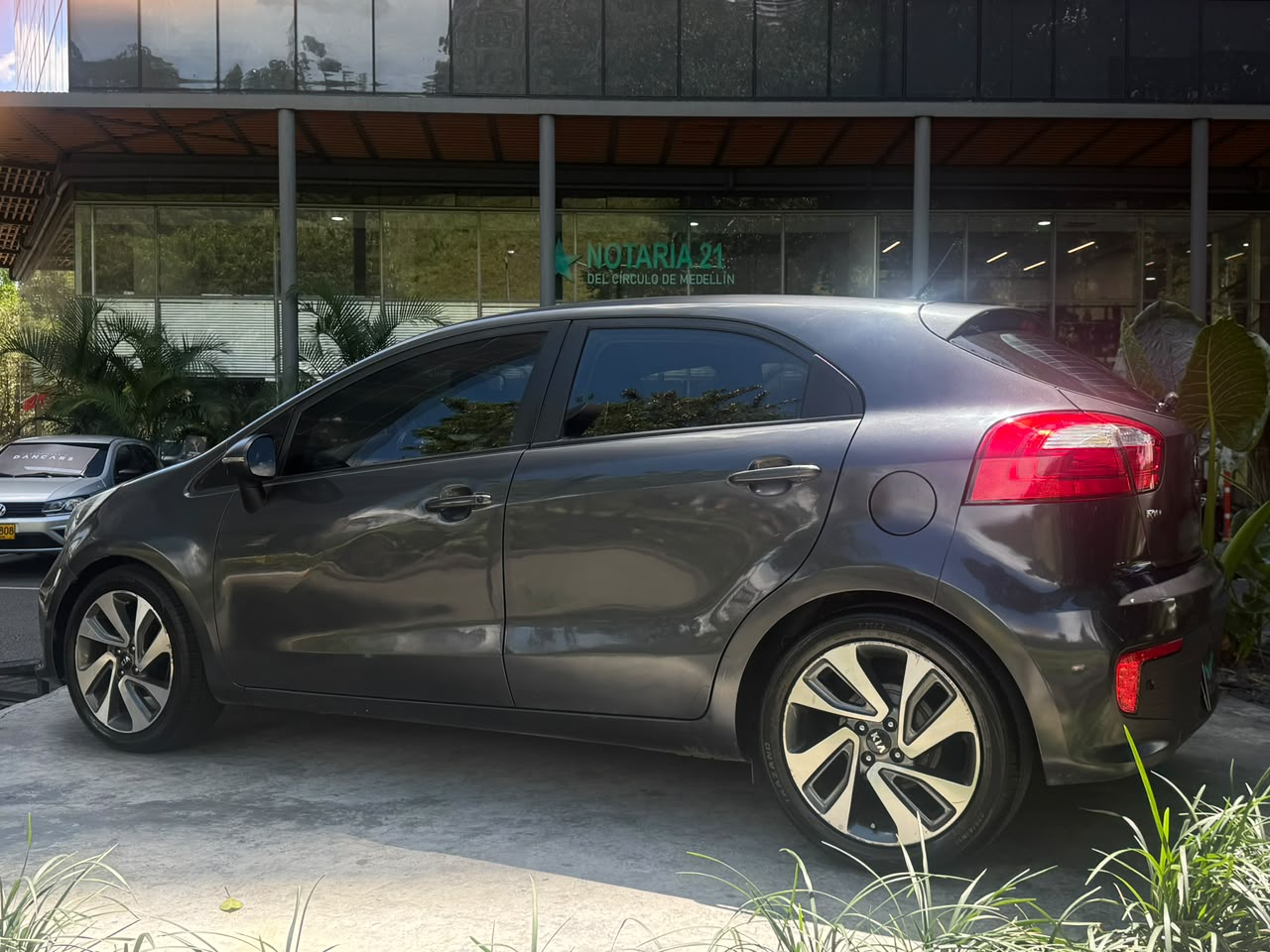 Kia Rio Ub Ex 2016