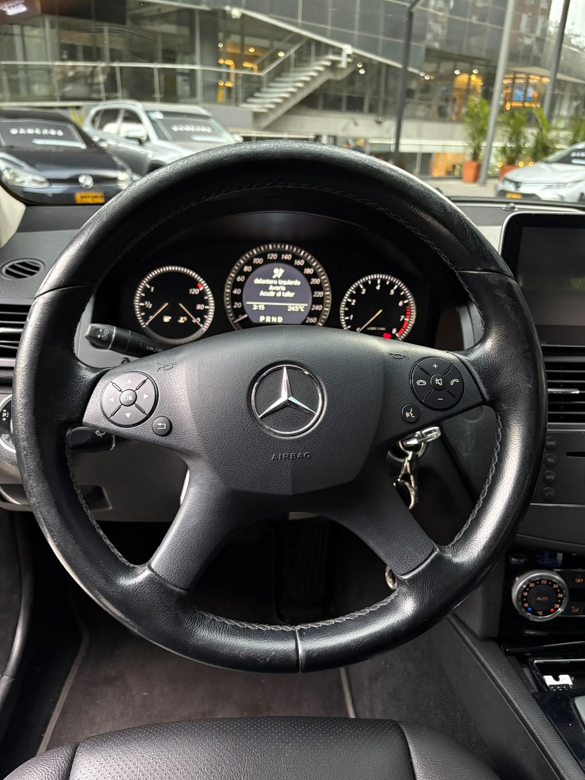 Mercedes Benz C180 CGI 2011
