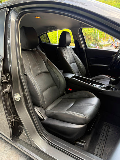 Mazda 3 Touring Sedan 2018