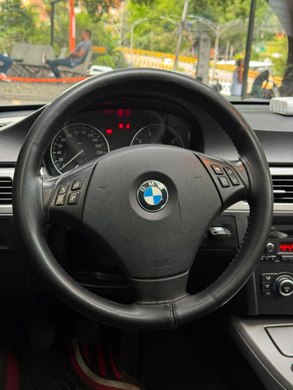 BMW 318I 2009