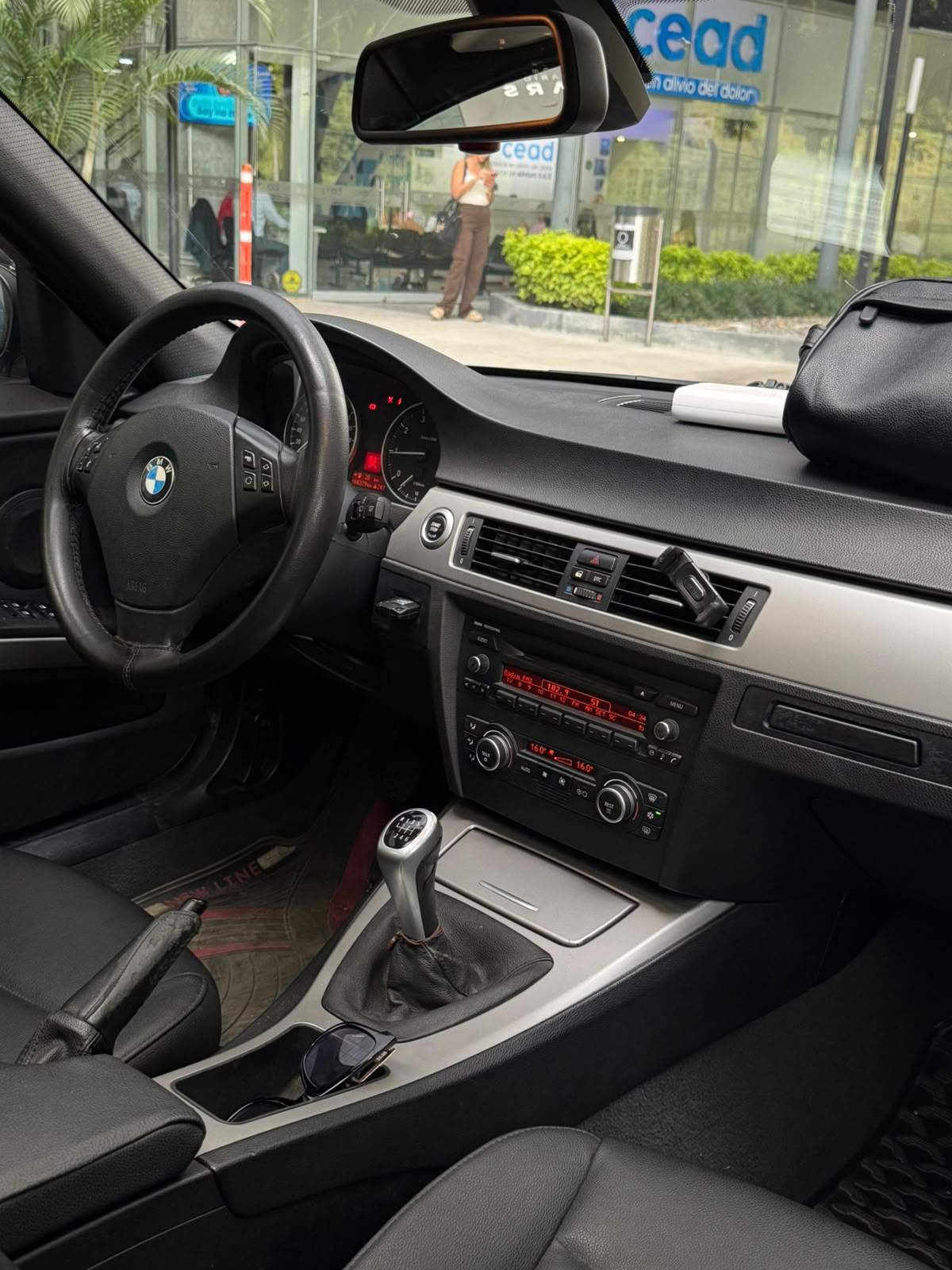 BMW 318I 2009