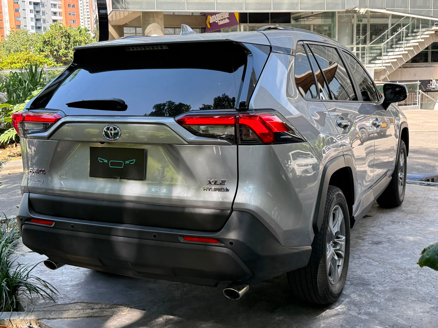 Toyota Rav4 XLE 4X4 Hibrida 2022
