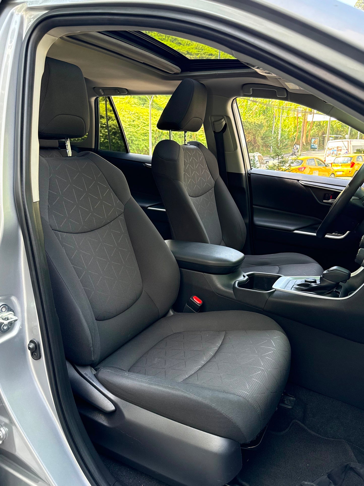Toyota Rav4 XLE 4X4 Hibrida 2022