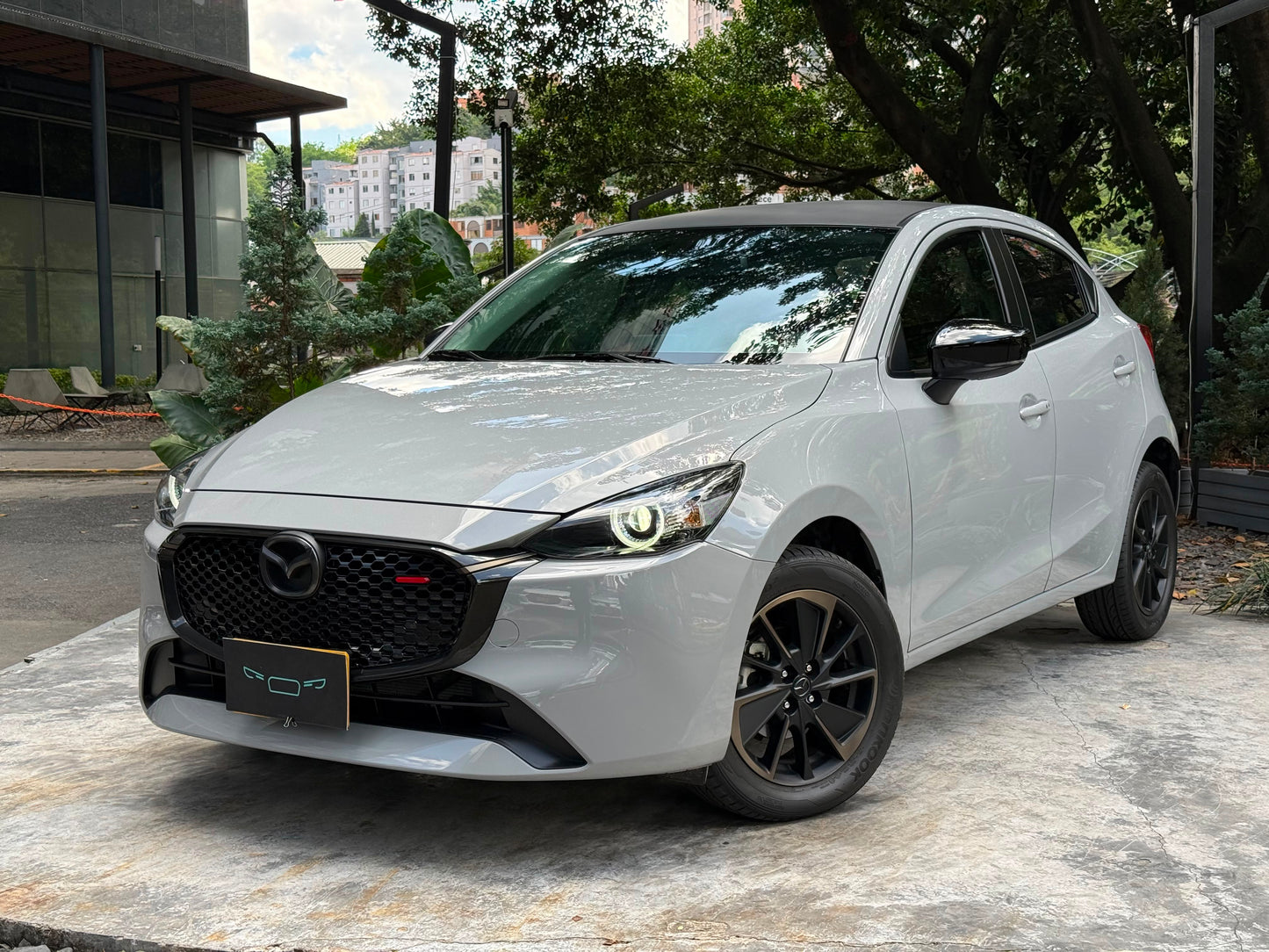 Mazda 2 Grand Touring Lx Carbon Edition 2025
