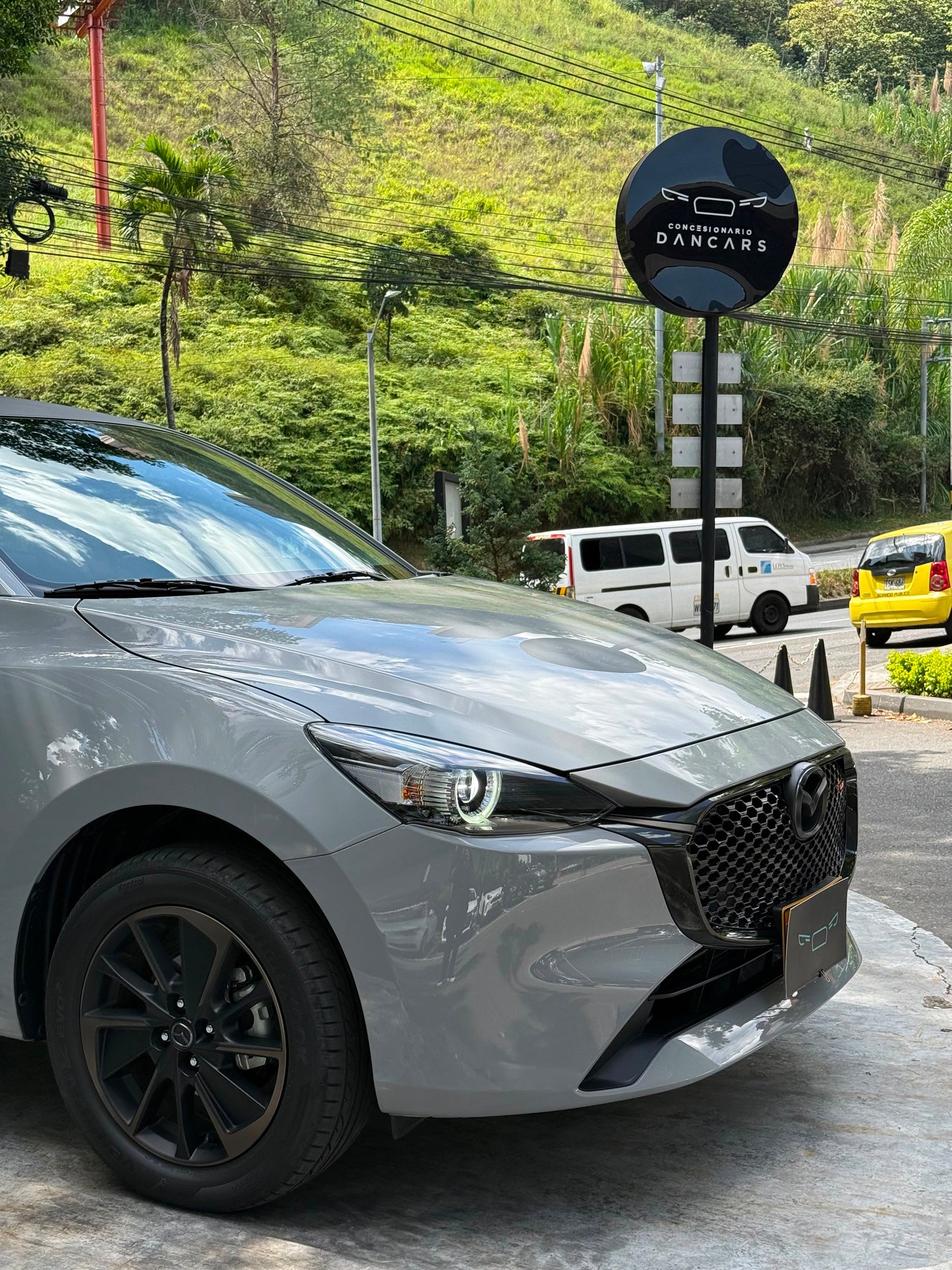 Mazda 2 Grand Touring Lx Carbon Edition 2025