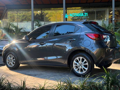 Mazda 2 Touring 2016