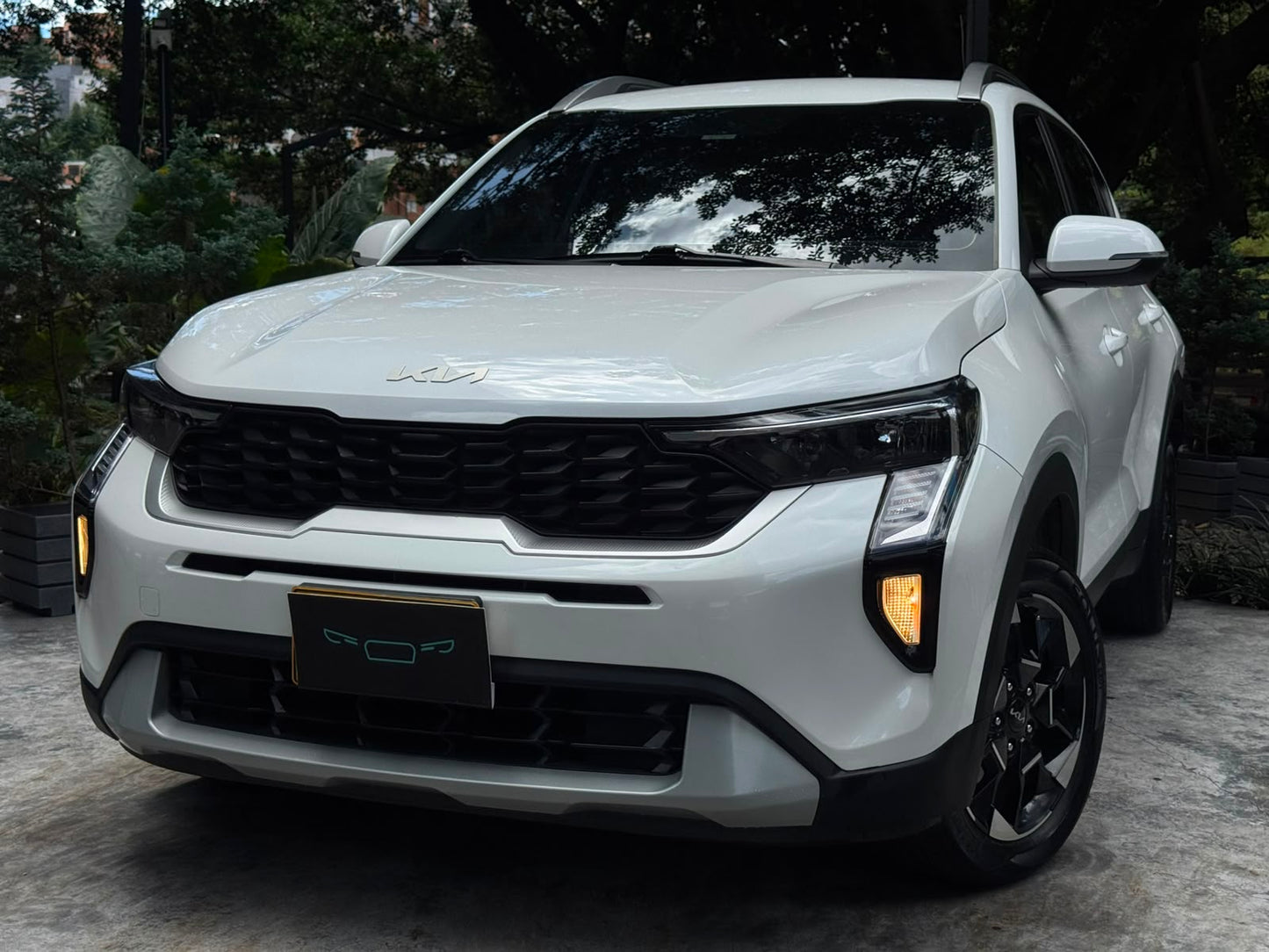 Kia Sonet Vibrant 2025
