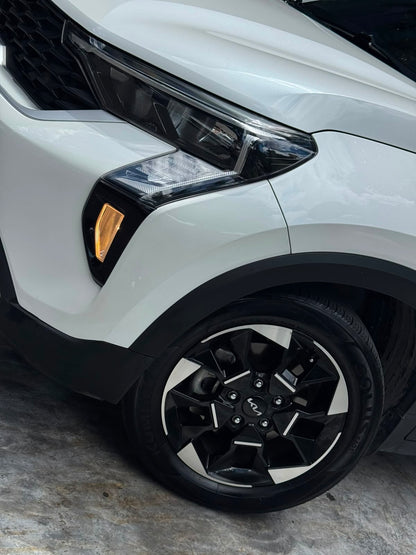 Kia Sonet Vibrant 2025
