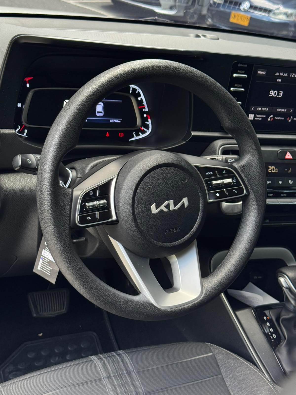 Kia Sonet Vibrant 2025