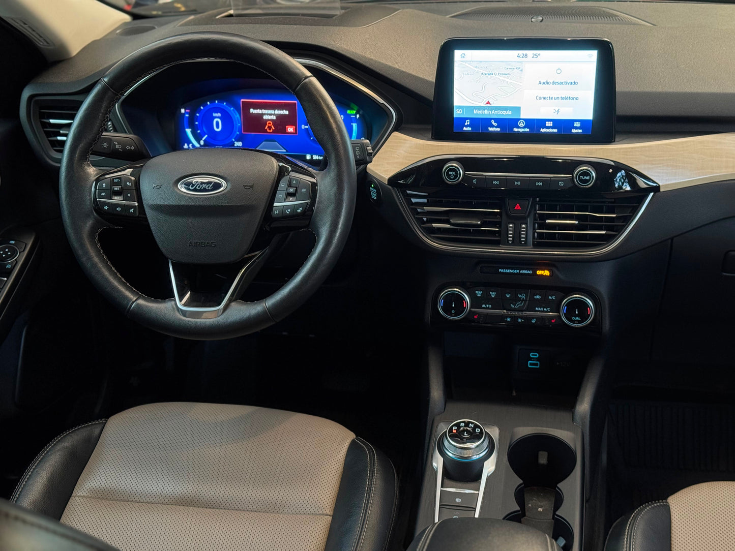 Ford Escape Titanium Hibrida 2022