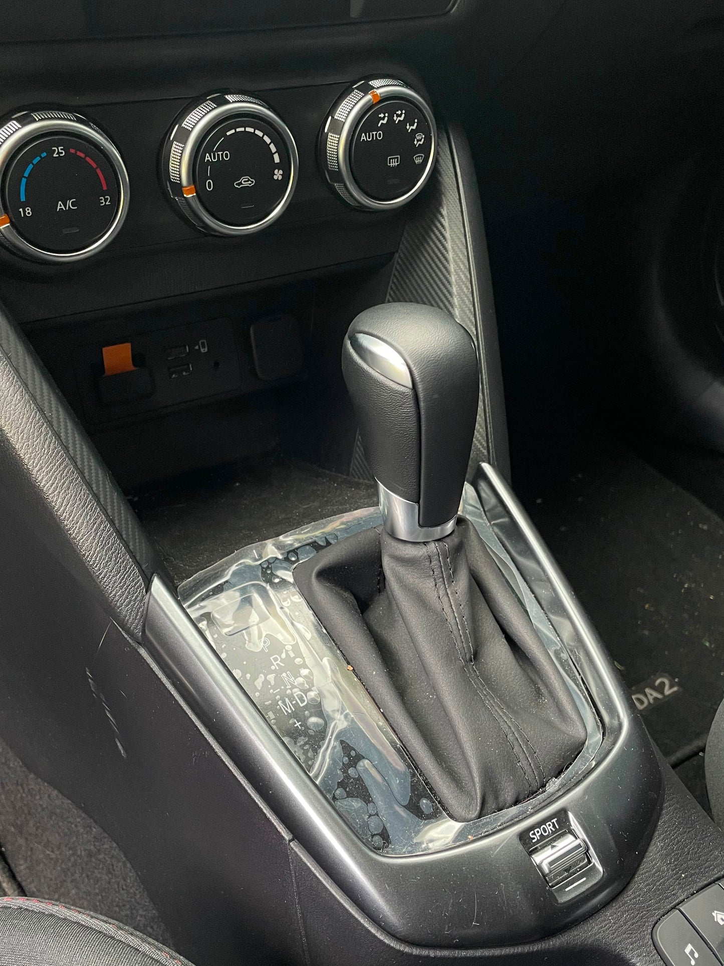 Mazda 2 Grand Touring Sedan 2026