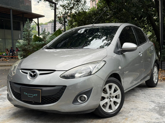 Mazda 2 Hatchback 2013