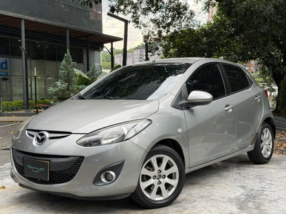 Mazda 2 Hatchback 2013