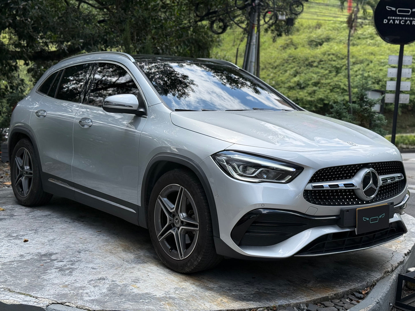 Mercedes Benz GLA200 2022