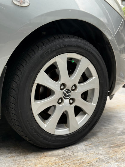 Mazda 2 Hatchback 2013