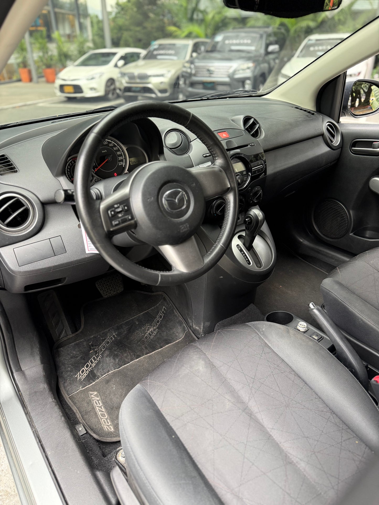 Mazda 2 Hatchback 2013