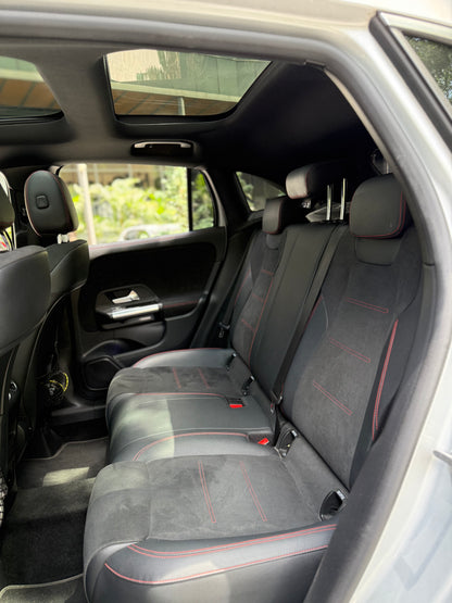 Mercedes Benz GLA200 2022