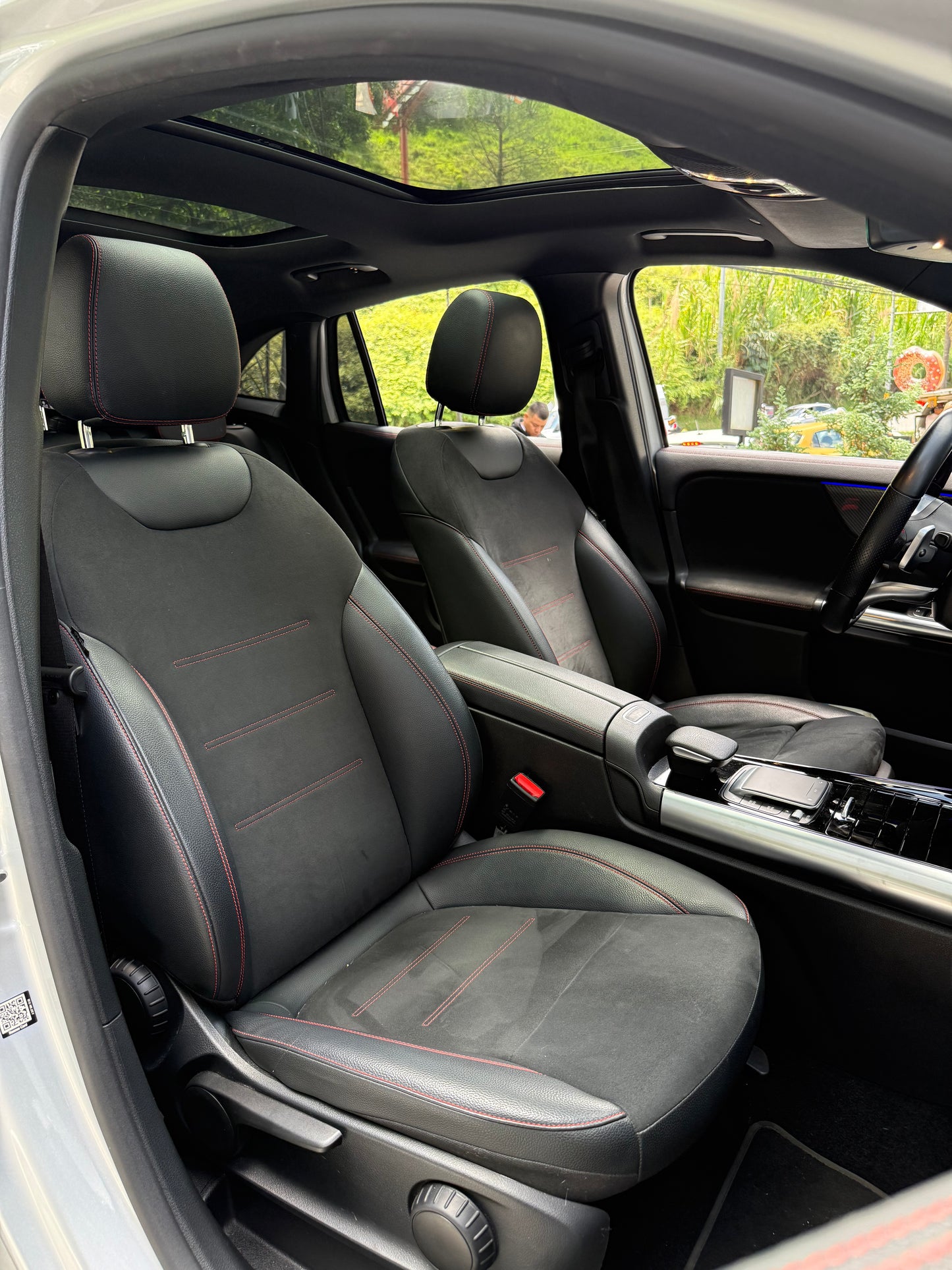 Mercedes Benz GLA200 2022